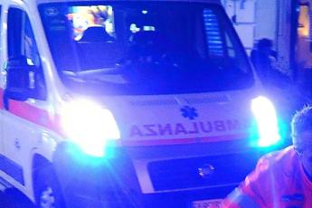 Incidente nel barese, schianto tra auto e camion: morti due giovani