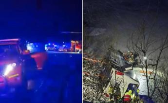 Norvegia, bus con 60-70 persone a bordo esce di strada e finisce in mare