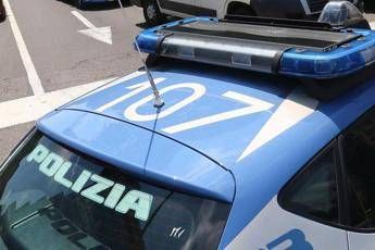 Roma, studente accoltellato fuori scuola a Testaccio: rintracciato 17enne responsabile