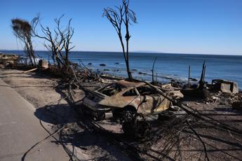 Incendi California, Trump all’attacco: lotta contro natura si trasforma in battaglia politica