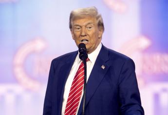 Trump, ecco la ‘prima agenda’: “Via alle deportazioni di immigrati illegali”