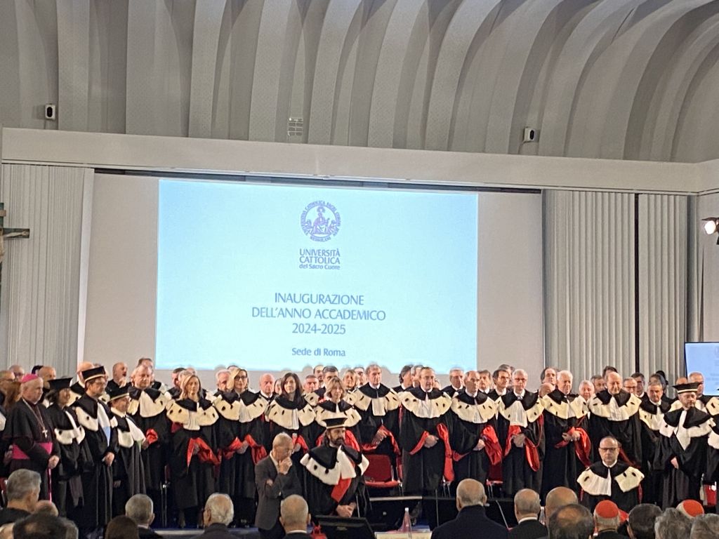 Il Rettore Elena Beccalli inaugura anno accademico della Cattolica Roma