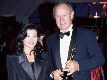 Gene Hackman, l’eredità da 80 milioni di dollari: figli esclusi. Gli scenari