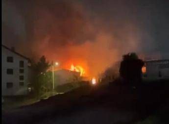 Macedonia del Nord, incendio e strage in discoteca: almeno 50 morti