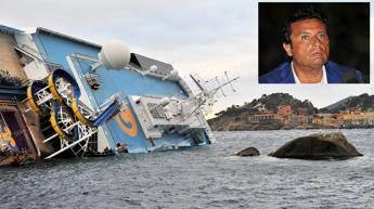 Naufragio Concordia, Schettino chiede semilibertà: martedì l’udienza